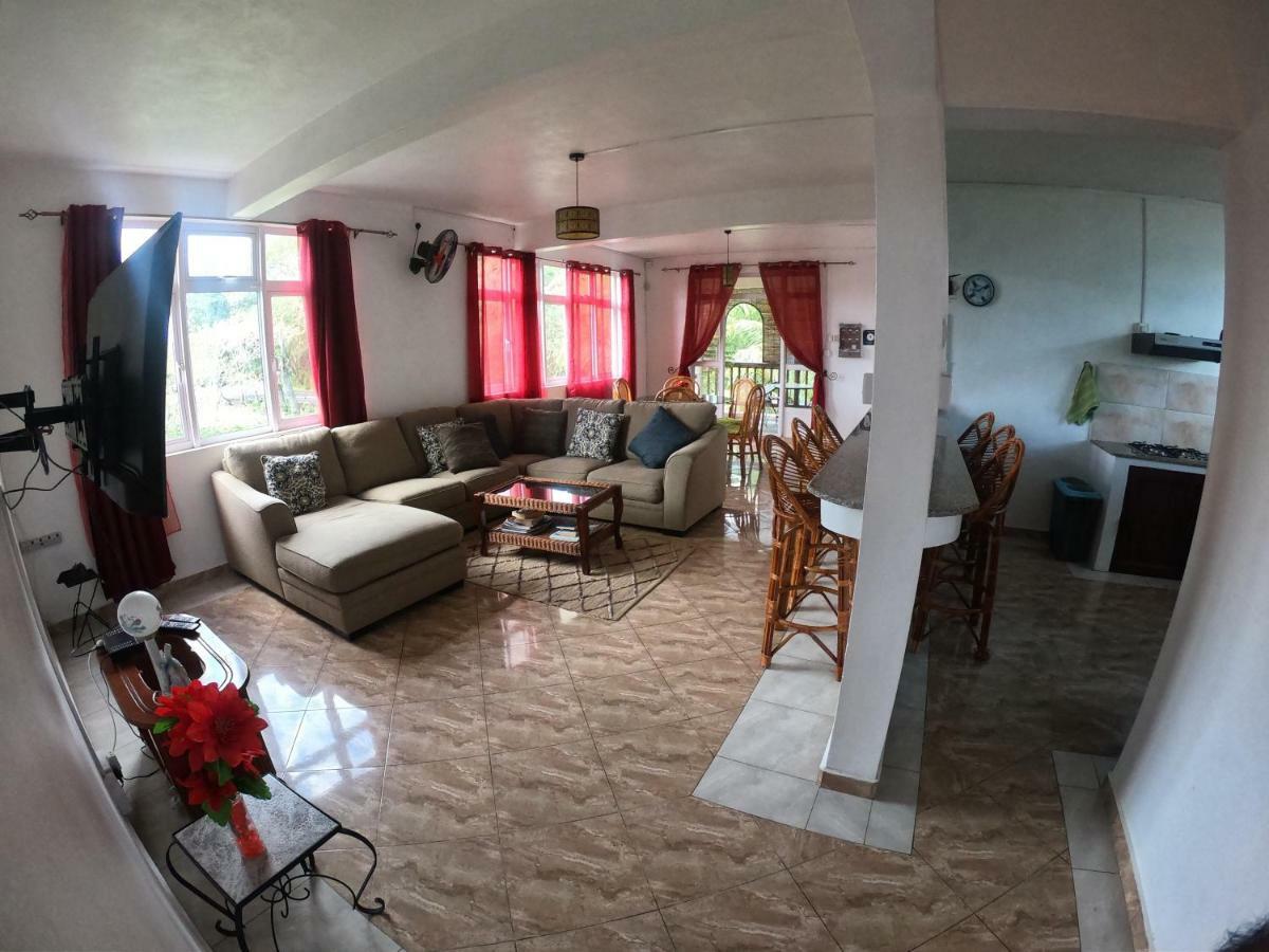 Suntoo Villa Wind & Kitesurf Accommodation La Gaulette Ngoại thất bức ảnh